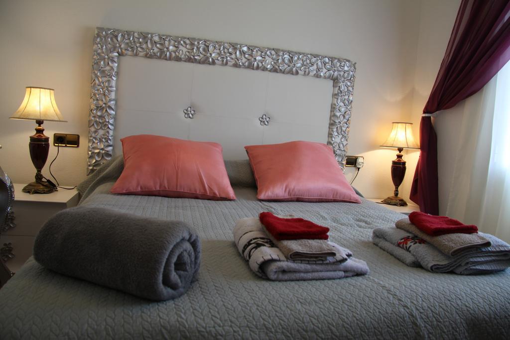 Apartamentos El Tosal 47A กัลเป ภายนอก รูปภาพ