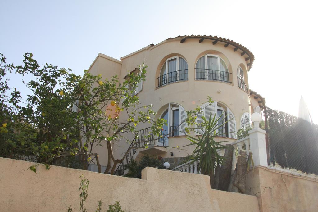 Apartamentos El Tosal 47A กัลเป ภายนอก รูปภาพ